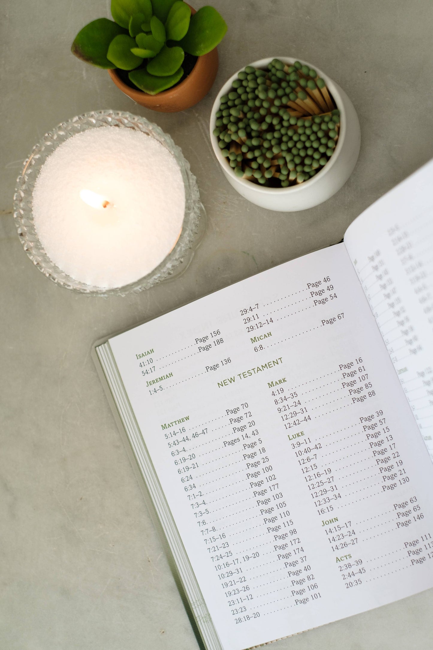 The Declutter Devotional Barbour Publishing, Inc.