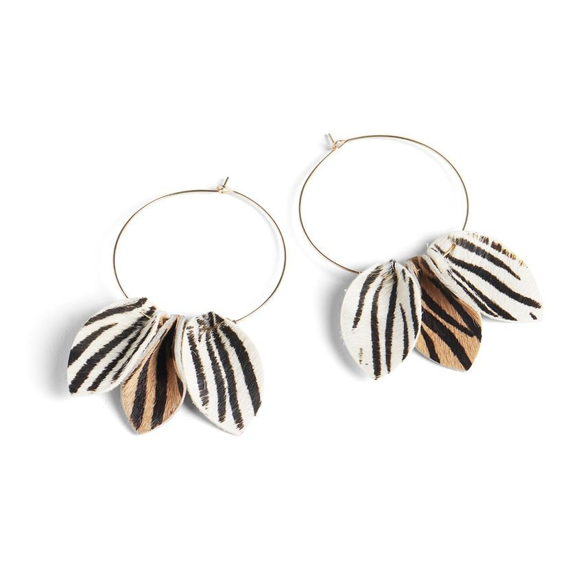 WHITE - PETAL HOOP ZEBRA- EARRINGS