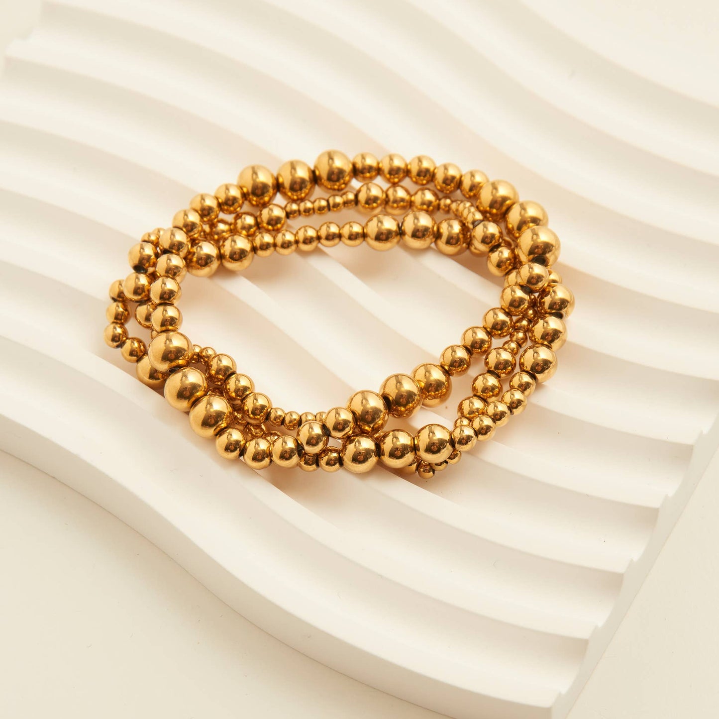 Narelle Waterproof Stretch Graduated Ball Bracelet