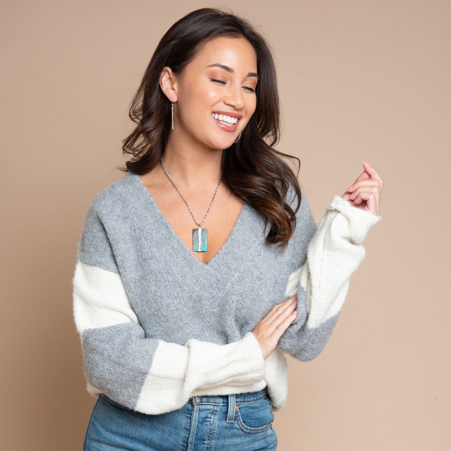 Lacen Cozy Knit Color Block V-Neck Sweater