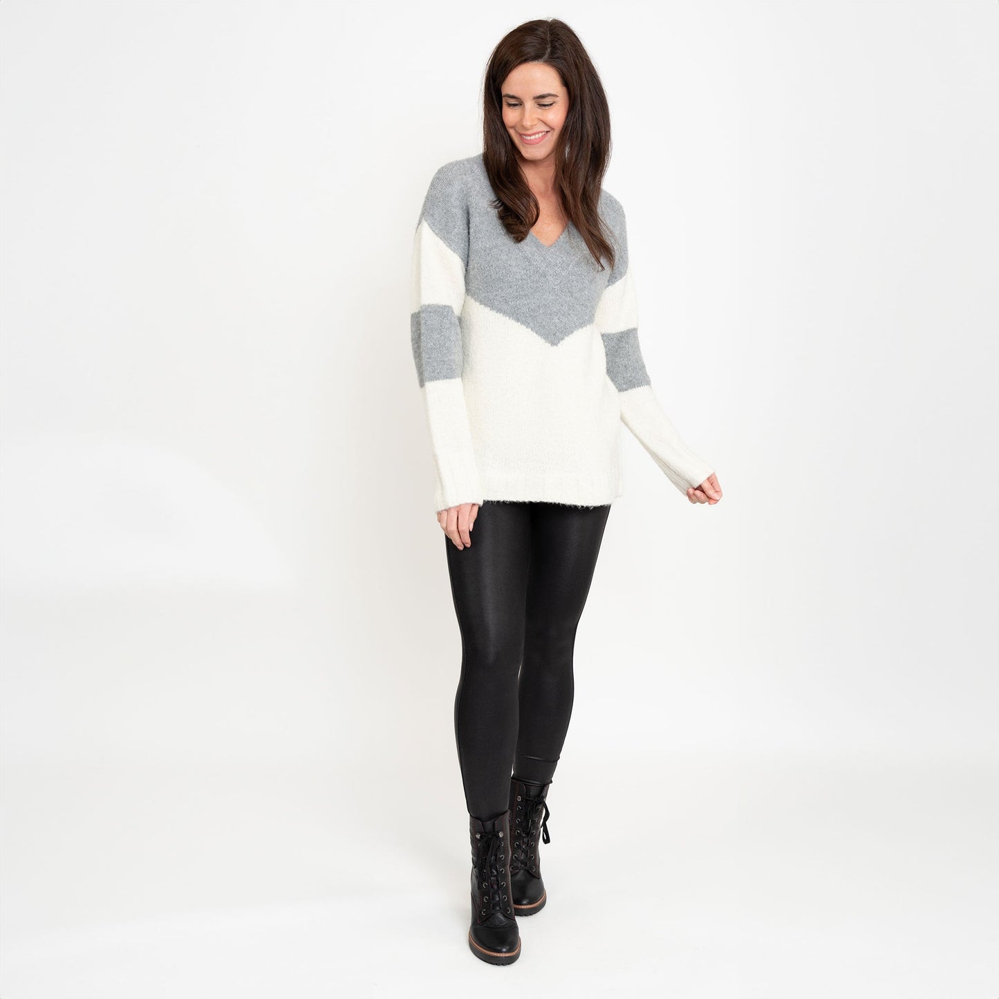 Lacen Cozy Knit Color Block V-Neck Sweater