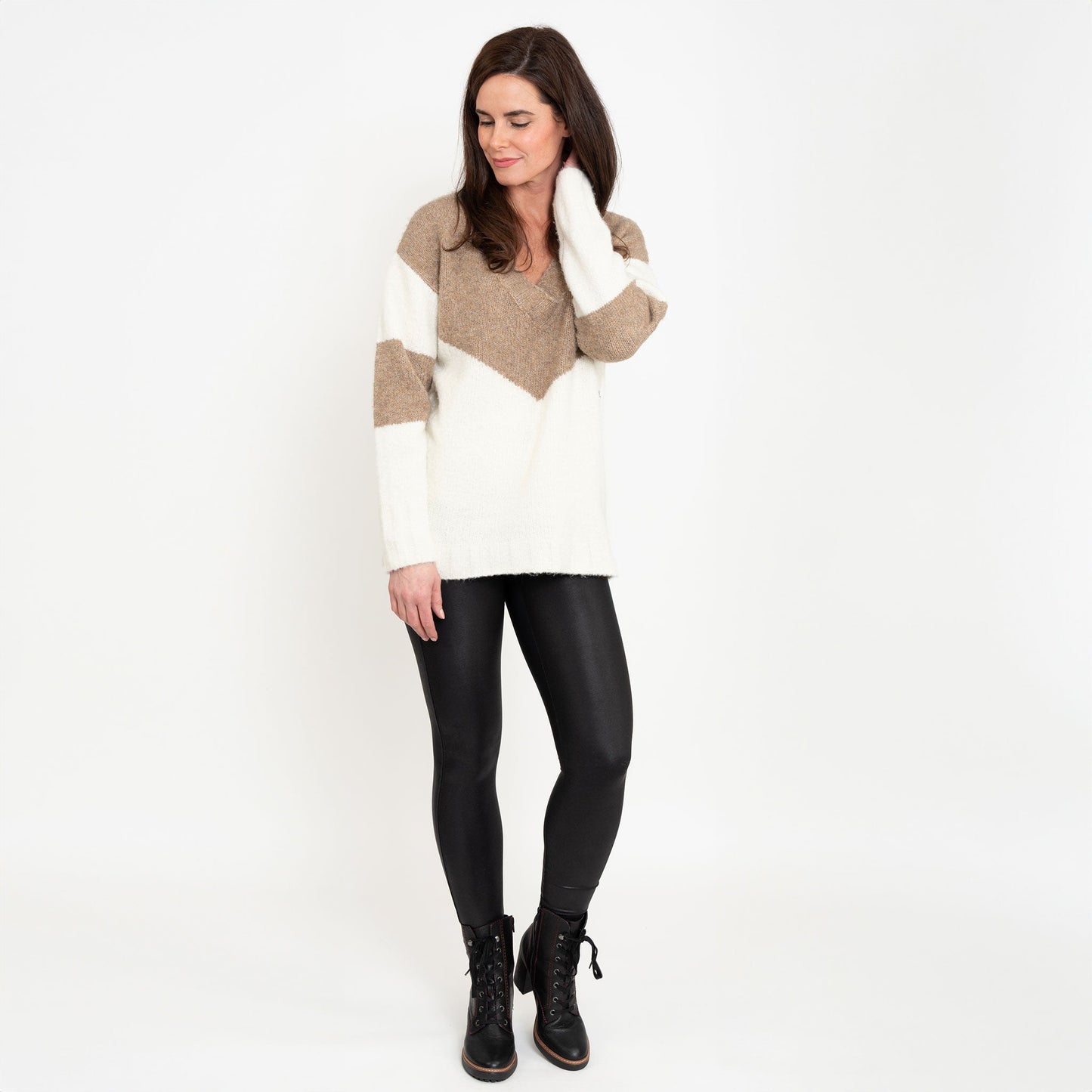 Lacen Cozy Knit Color Block V-Neck Sweater