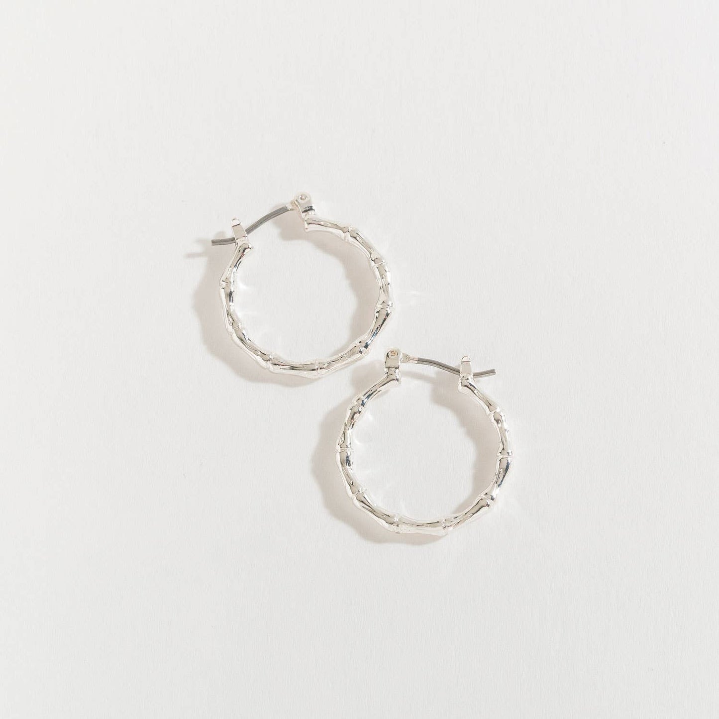 Shiny Round Click Hoop Earrings