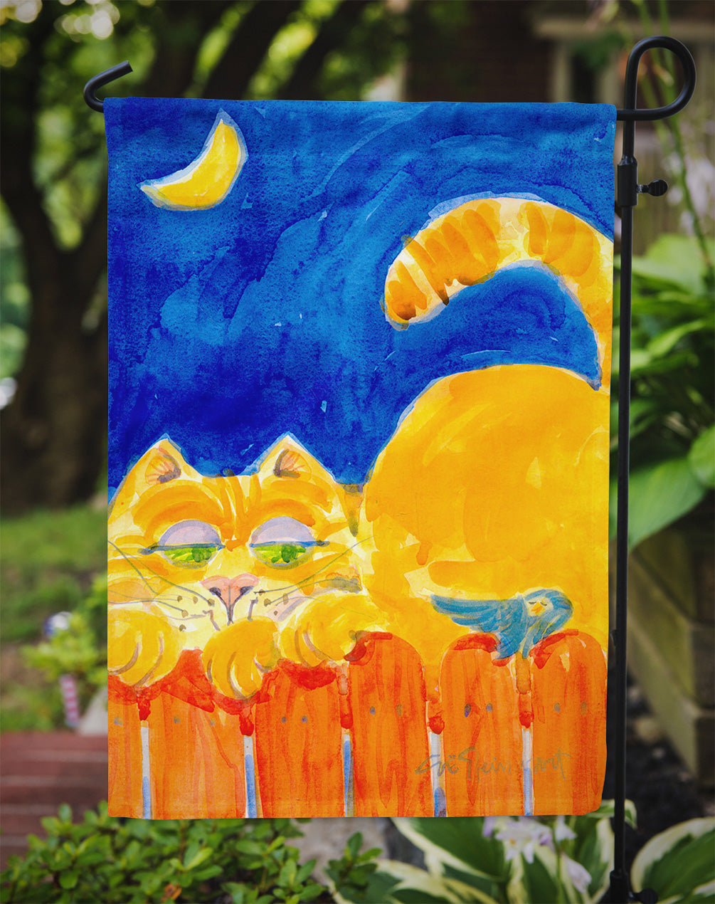 Orange Tabby Cat on the fence Garden Flag – Decorative Outdoor Yard Flag