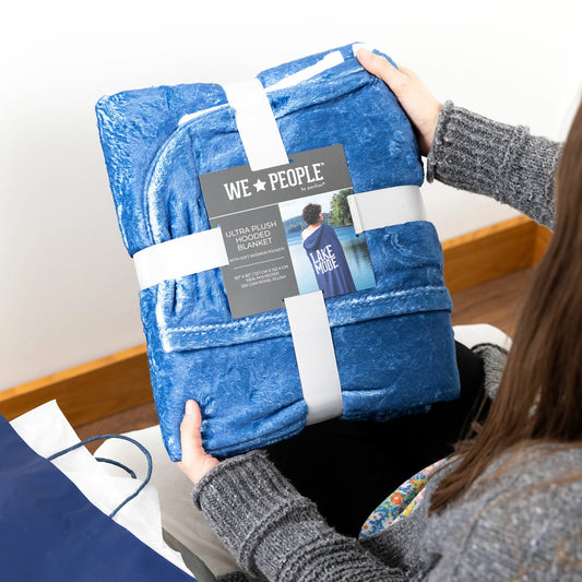 Lake Mode - 50" x 60" Royal Plush Hooded Blanket