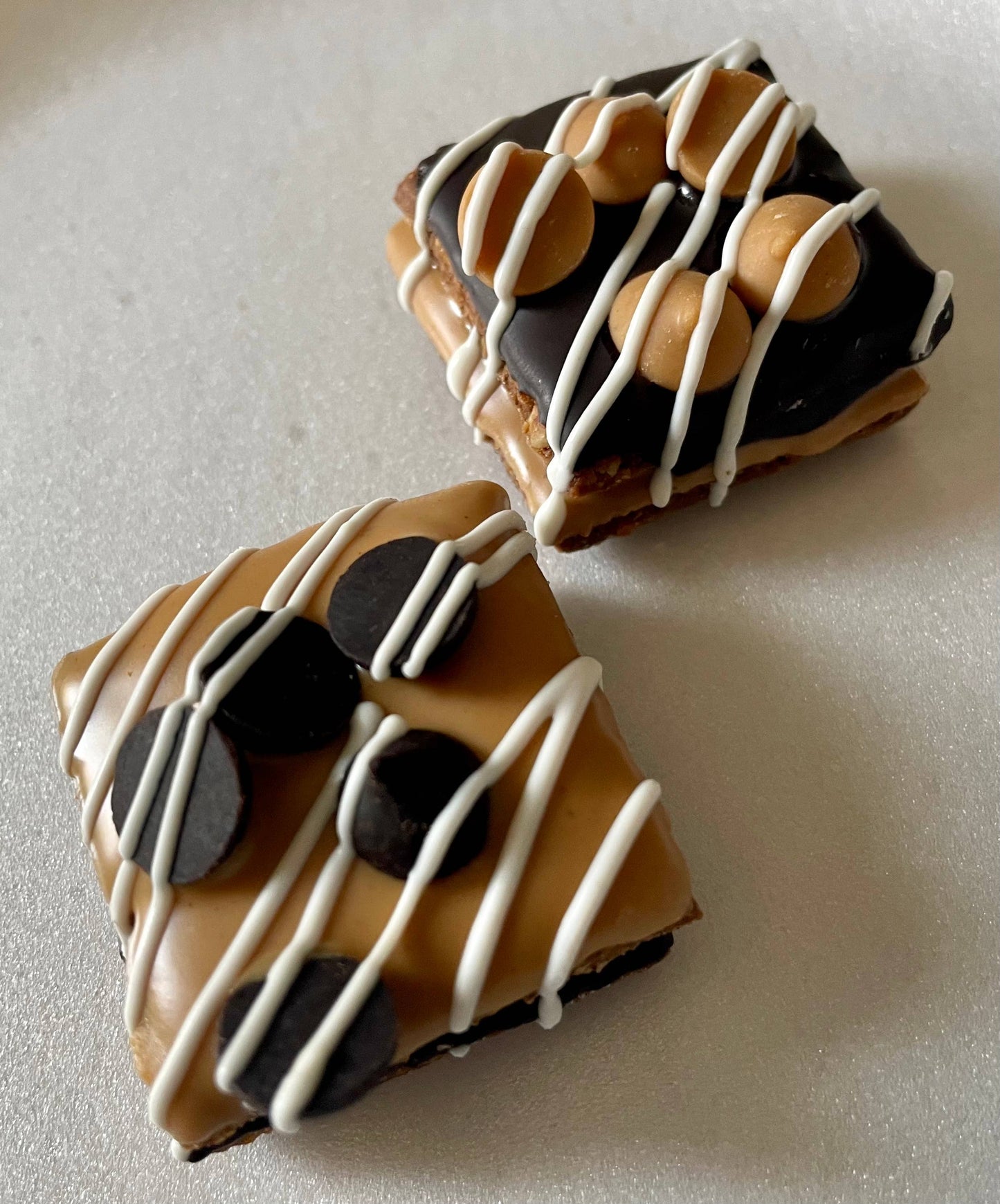 Peanut butter & Carob chip dog treat truffles - YumYum4DOGS