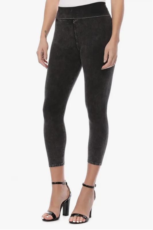 Black Capri Mineral Wash Leggings With Waistband- T*Party