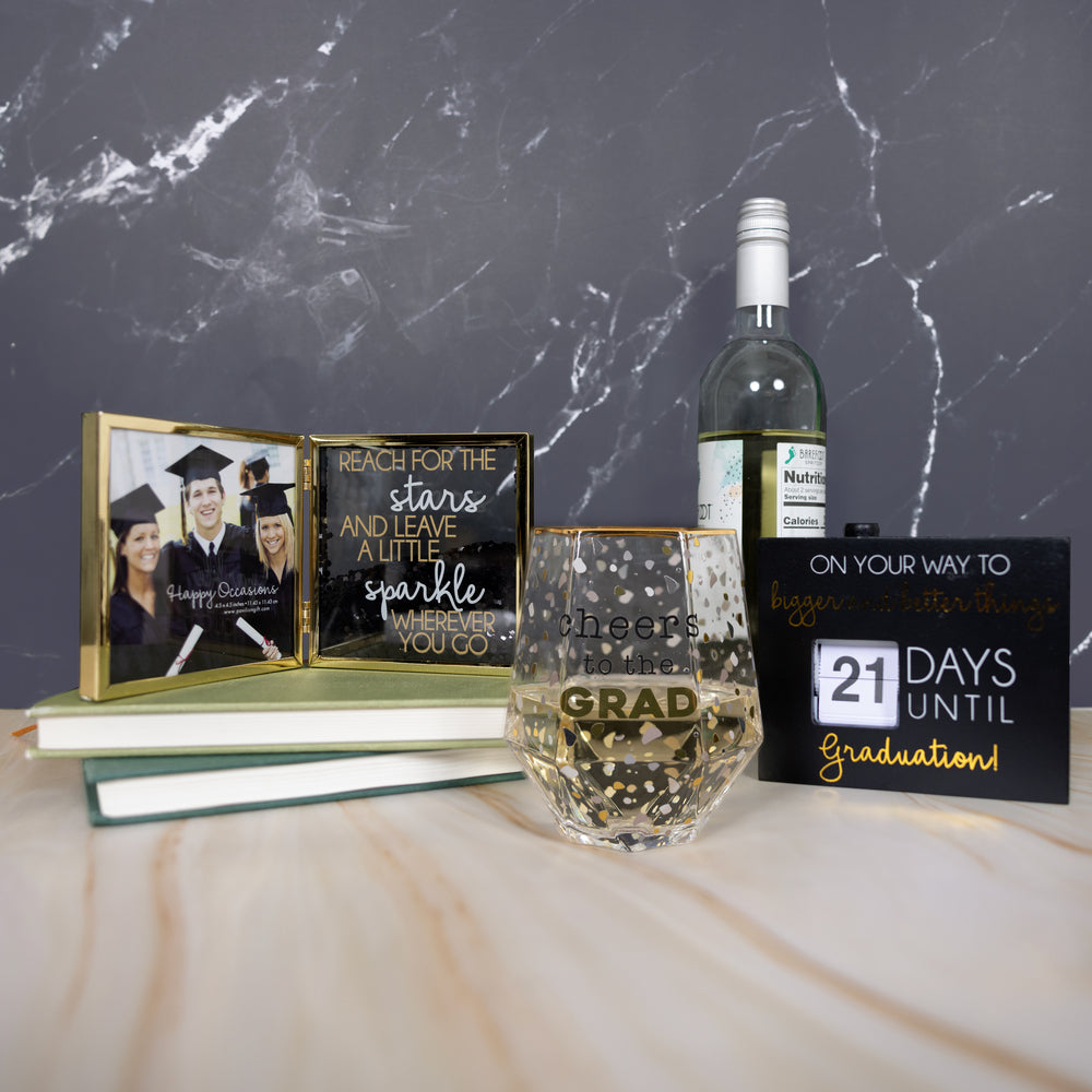 Cheers to the Grad - 16 oz Geometric Glass