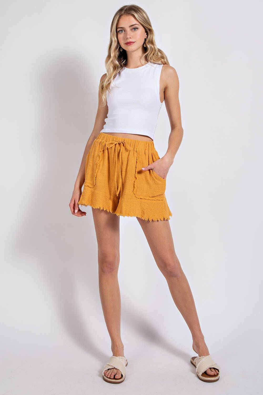 GOLDEN Raw Edge Hem and Patch Pockets Shorts with Lining and Elastic Waist Band