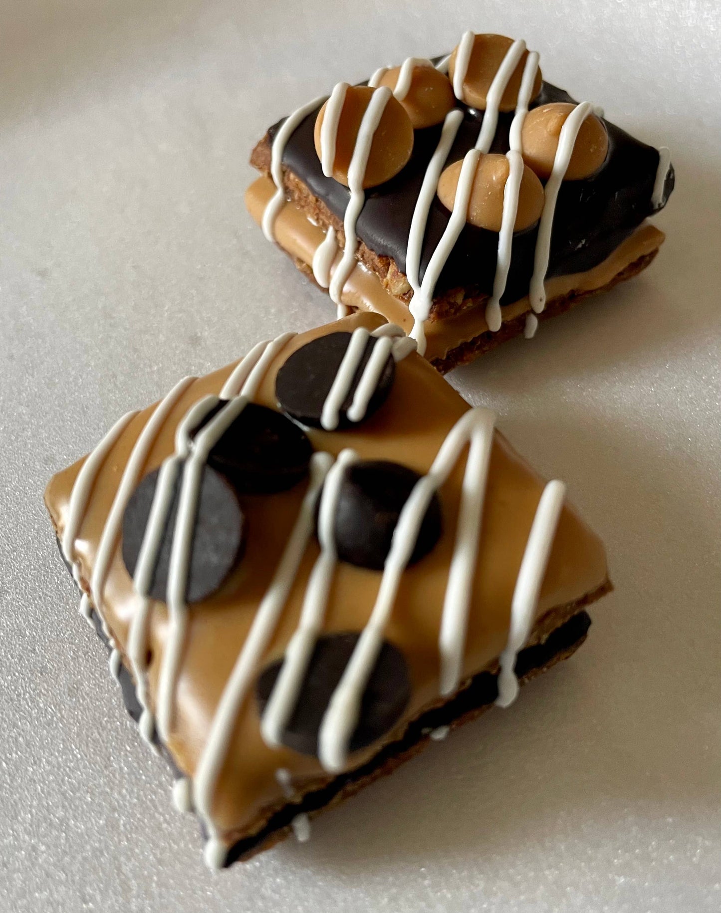 Peanut butter & Carob chip dog treat truffles - YumYum4DOGS