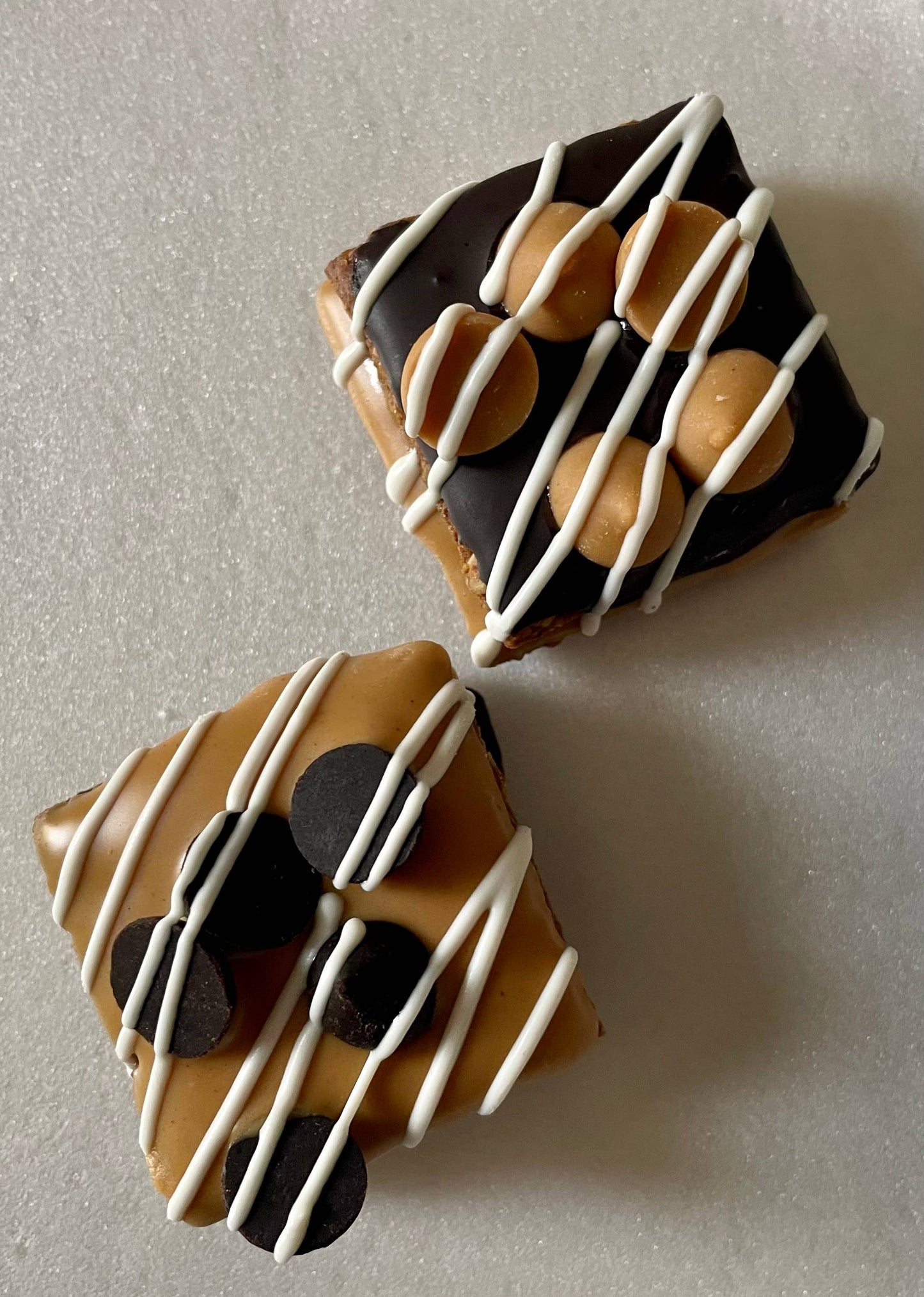 Peanut butter & Carob chip dog treat truffles - YumYum4DOGS