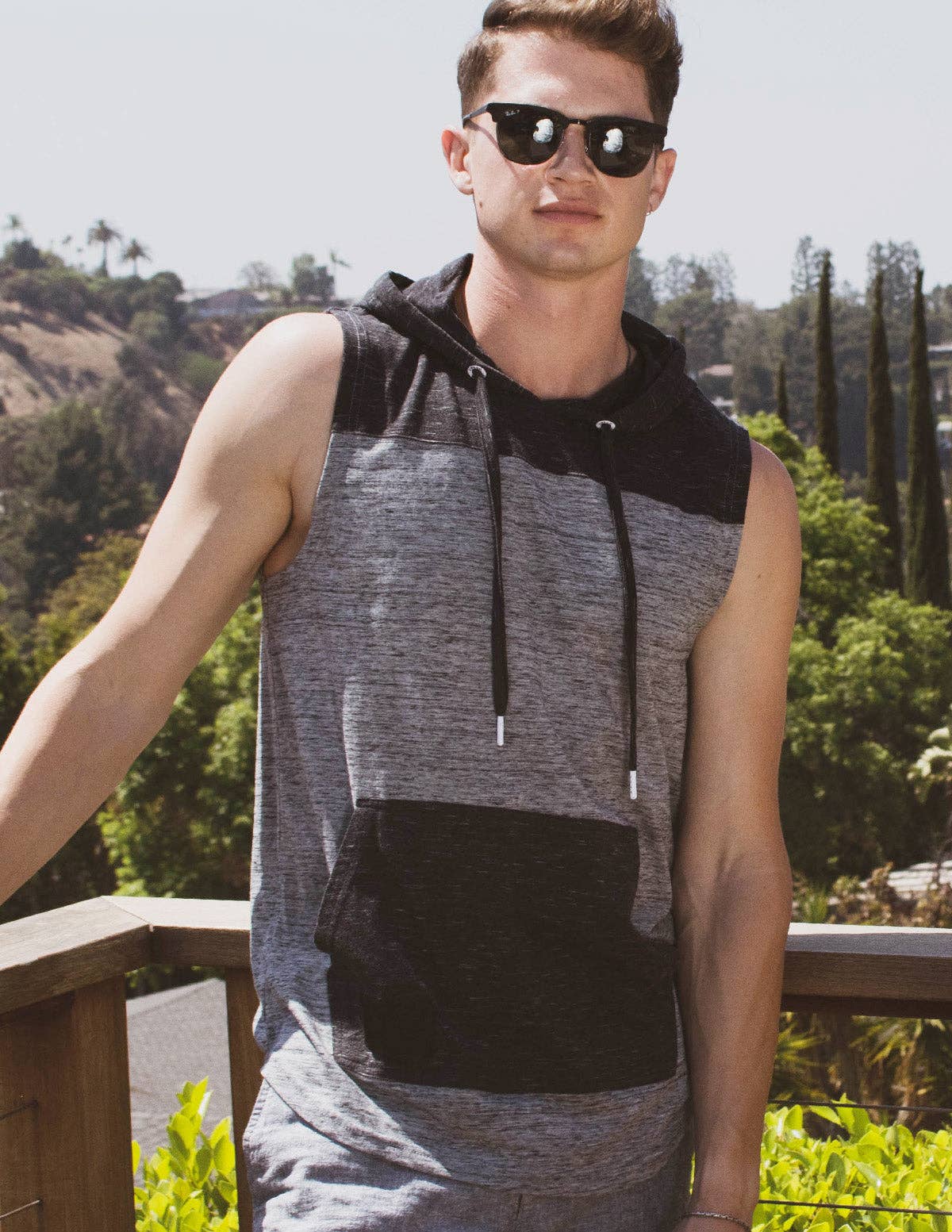 ZIMEGO Men's Color Block Sleeveless Workout Hooded Tank