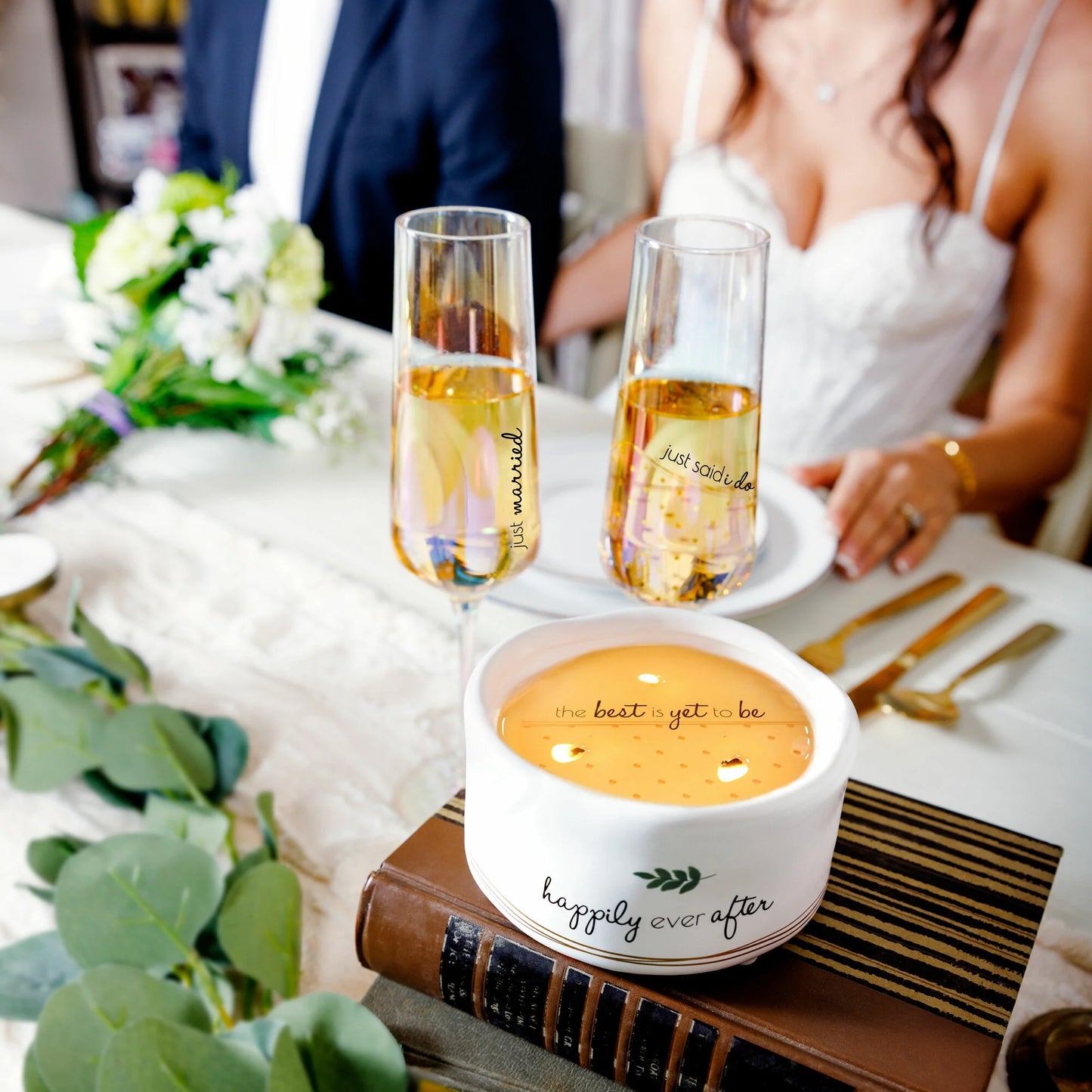Happily Ever After 8 oz - 100% Soy Wax Reveal Candle Scent: Tranquility The Best is Yet to Be