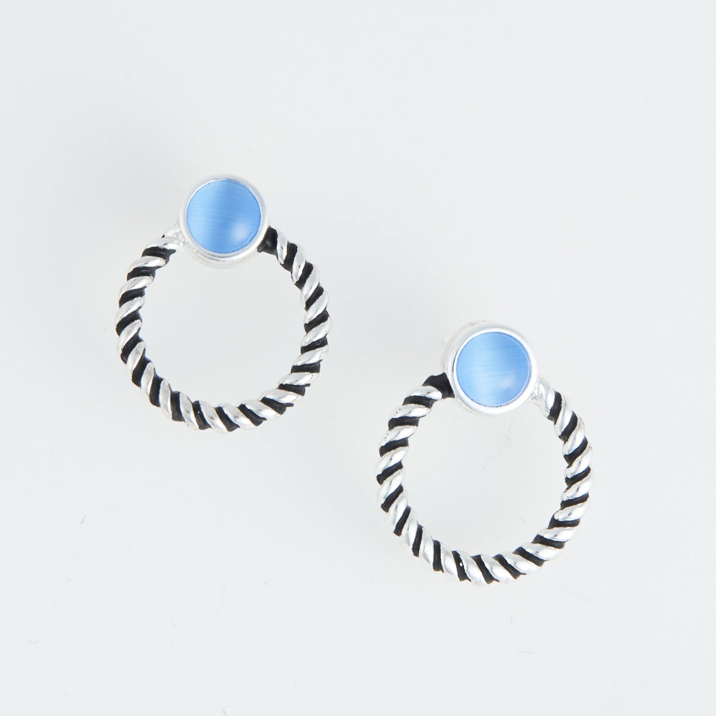 Ear Sense Silver Antique Rope Circle Blue Cateye Earrings