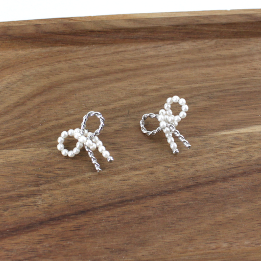 Half/Half Faux Pearl Bow Post Earrings