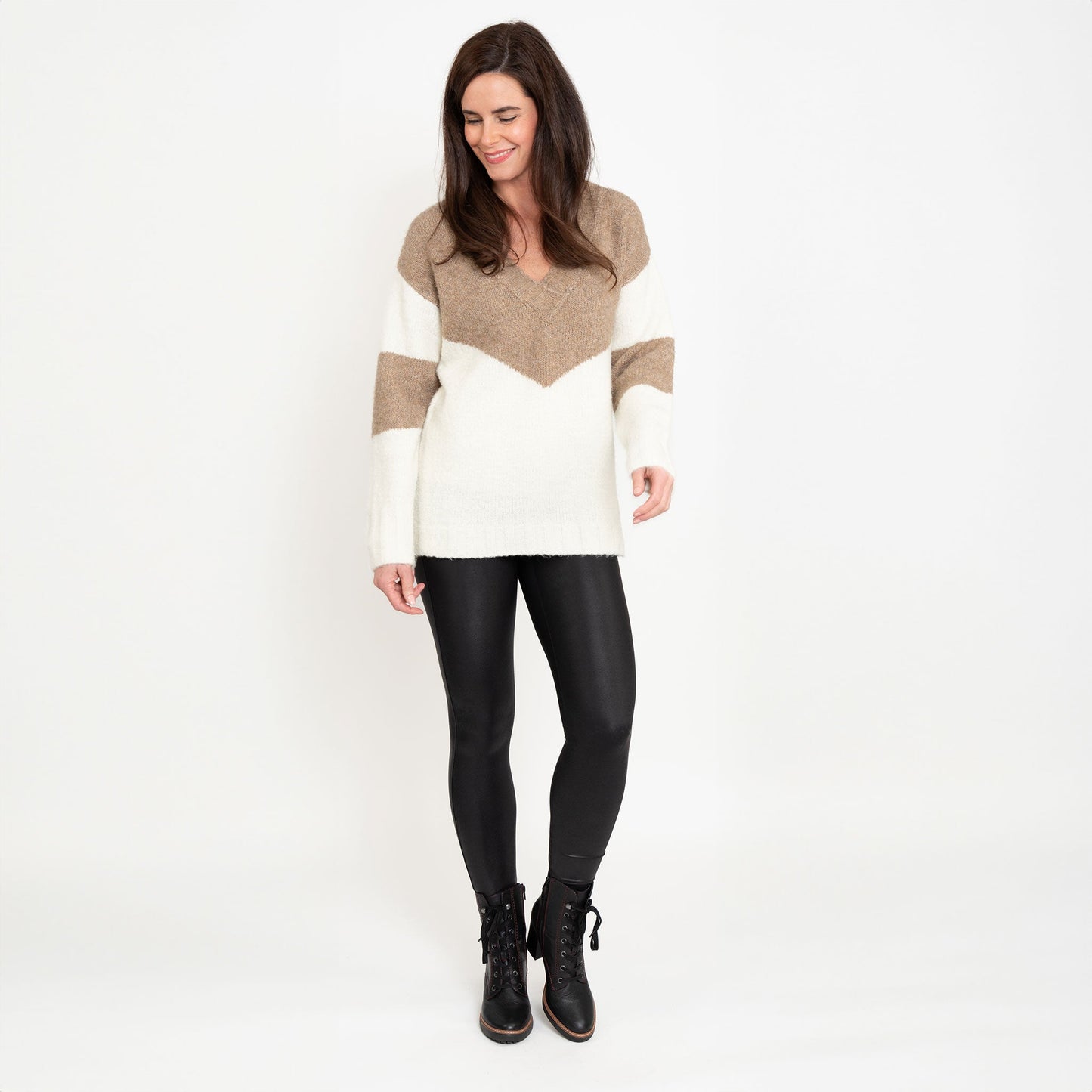 Lacen Cozy Knit Color Block V-Neck Sweater