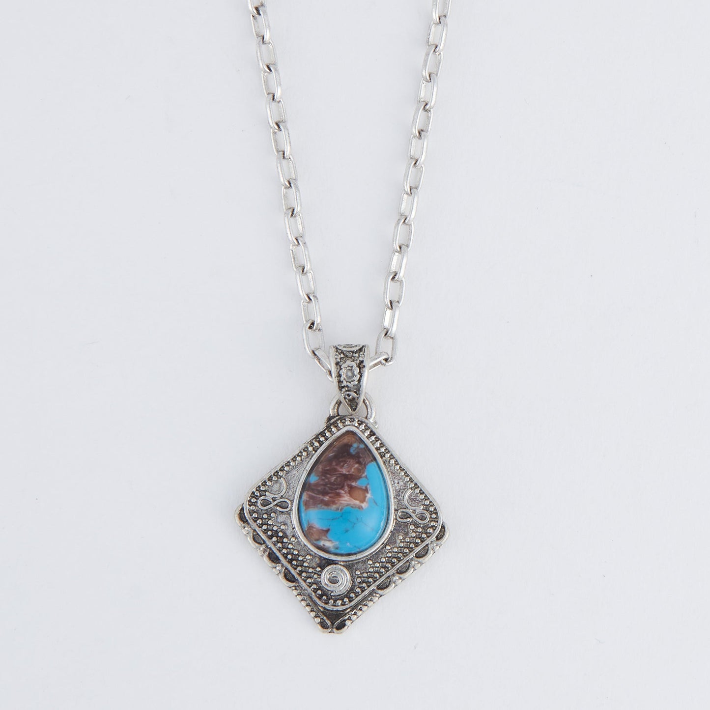 Wild Spirit Asteria Square Blue Stone 18" Pendant Necklace
