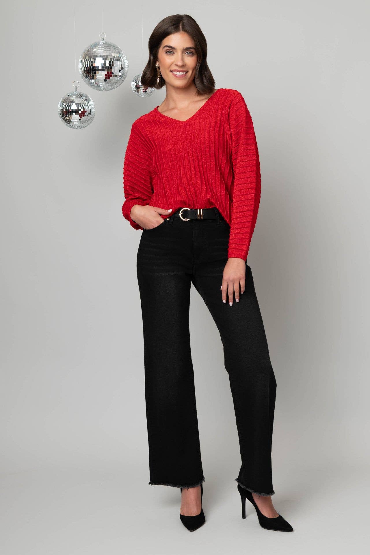 31" Inseam Wide Leg Fray Hem Jean