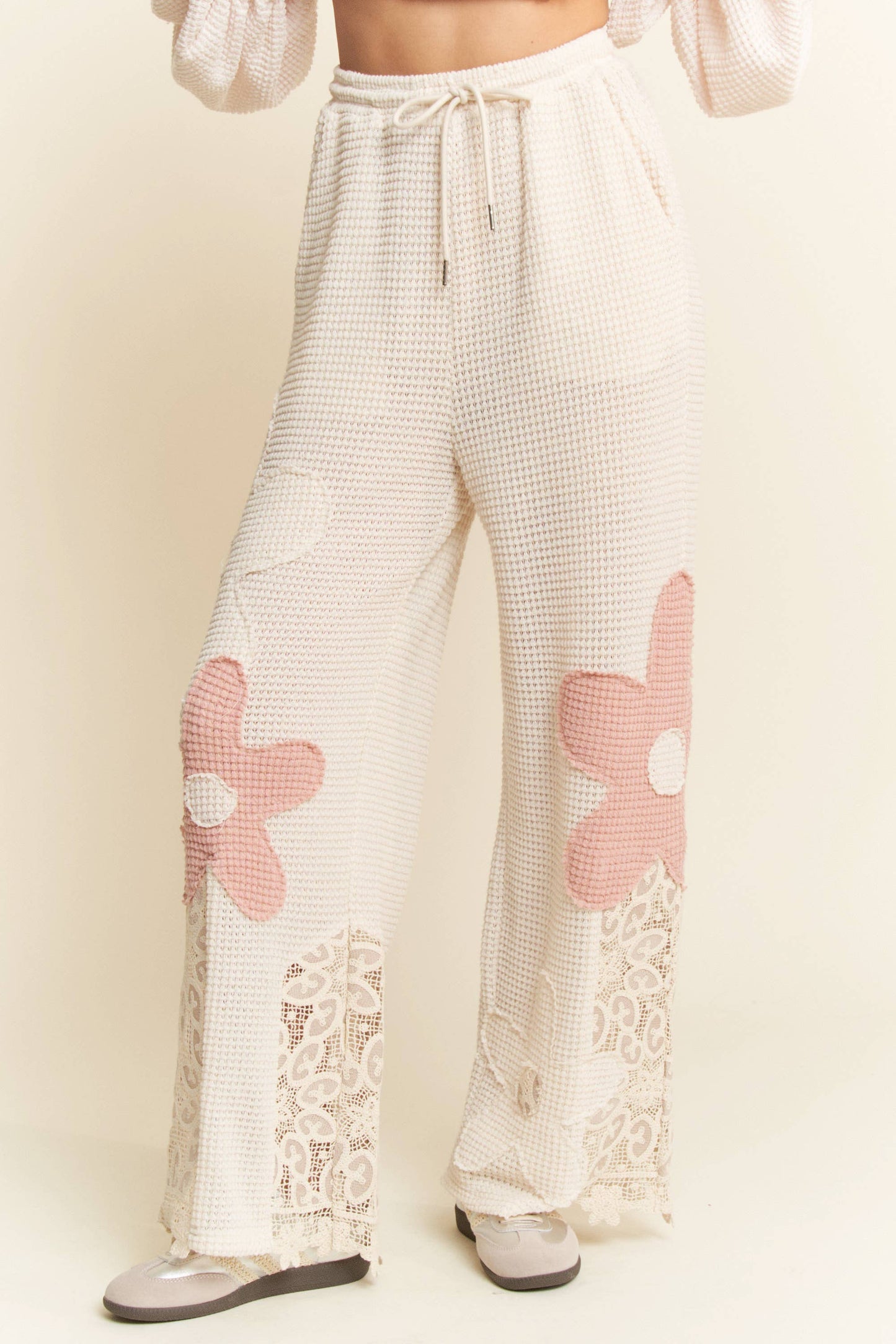 THERMAL MIXTURE KNIT WIDE OPENING PANTS by Davi & Dani