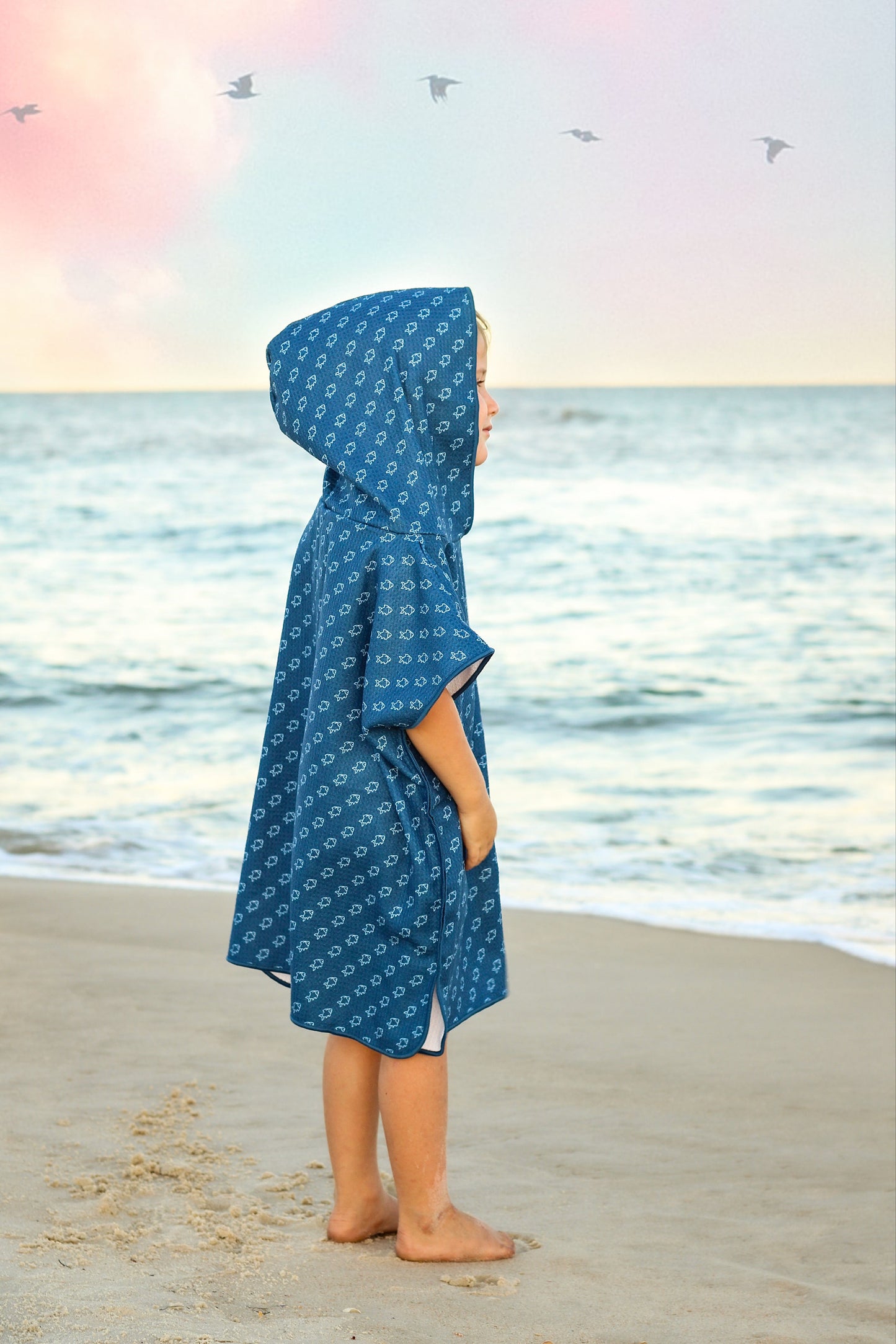 Microfiber blue fish waffle wearable towel
