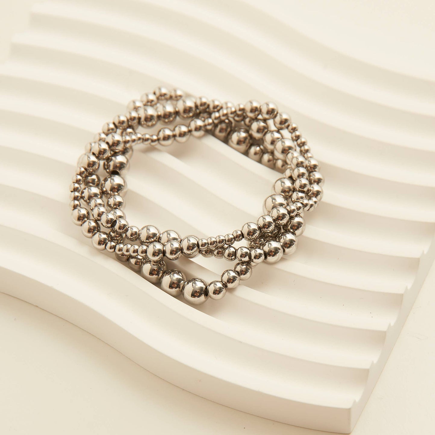 Narelle Waterproof Stretch Graduated Ball Bracelet