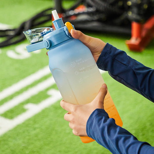 New Frosted Gradient Color Water Bottle Large Capacity Straw Travel Pot Color Sports Water Bottle Outdoor Fitness Cup