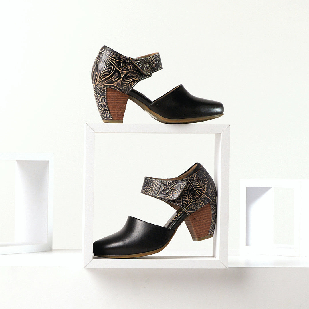 Toolie Black Sandal by L`ARTISTE