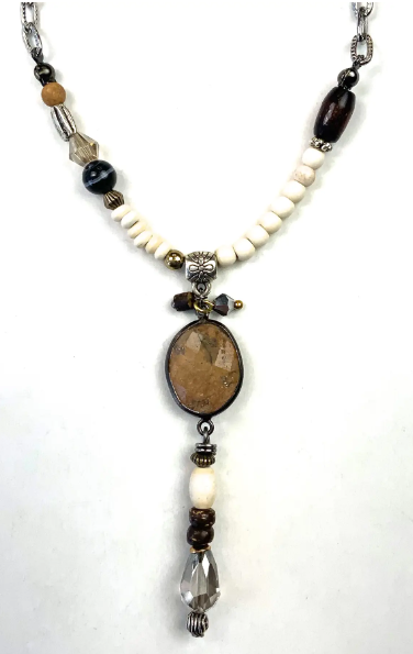 Simple Short Beaded with Stone Drop Necklace