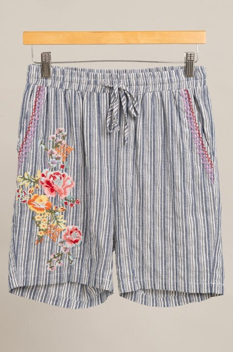 Embroidered Shorts - Navy by Paparazzi