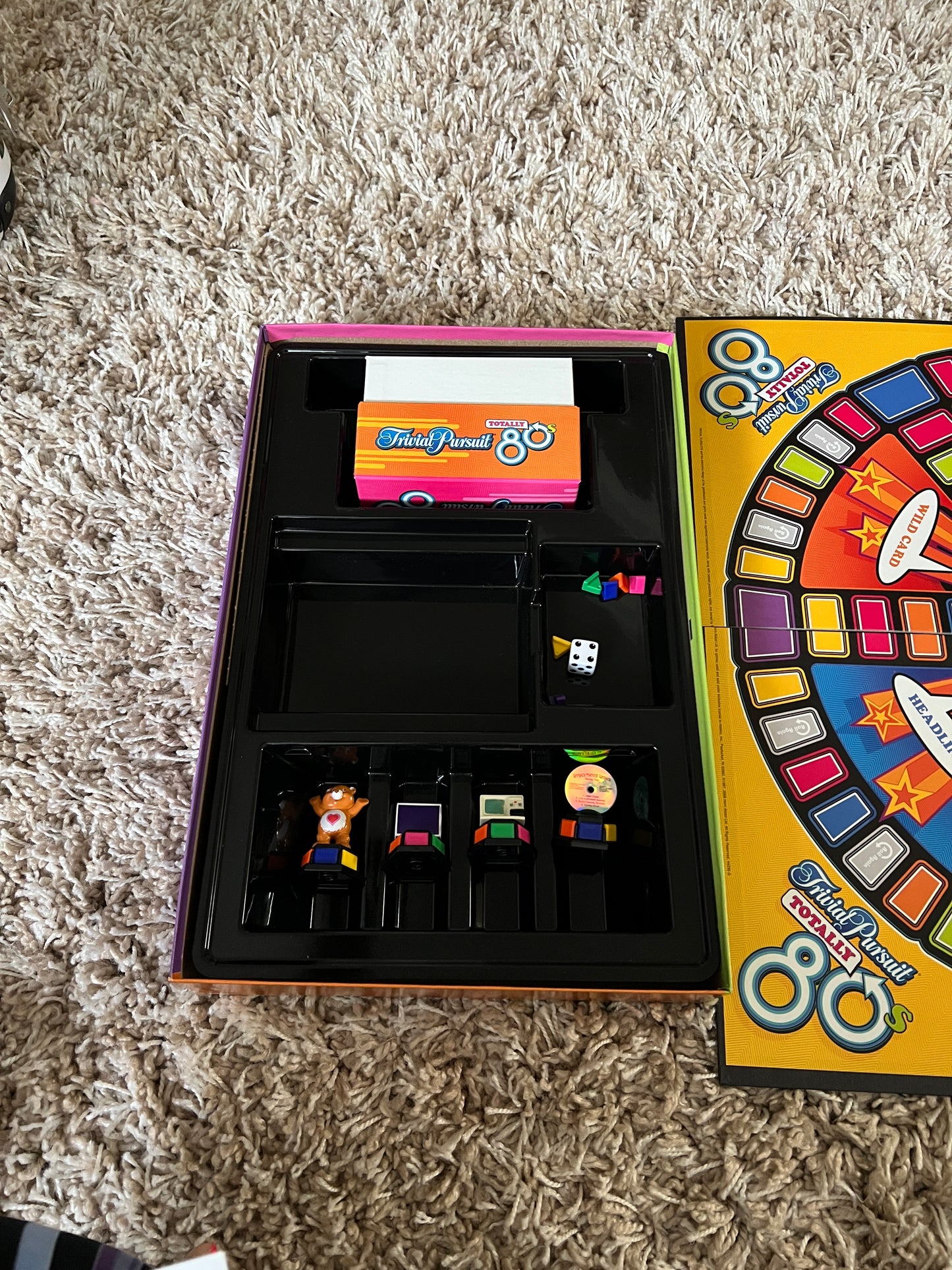 Trivial Pursuit Totally 80s Game Board 2006 Parker Brothers