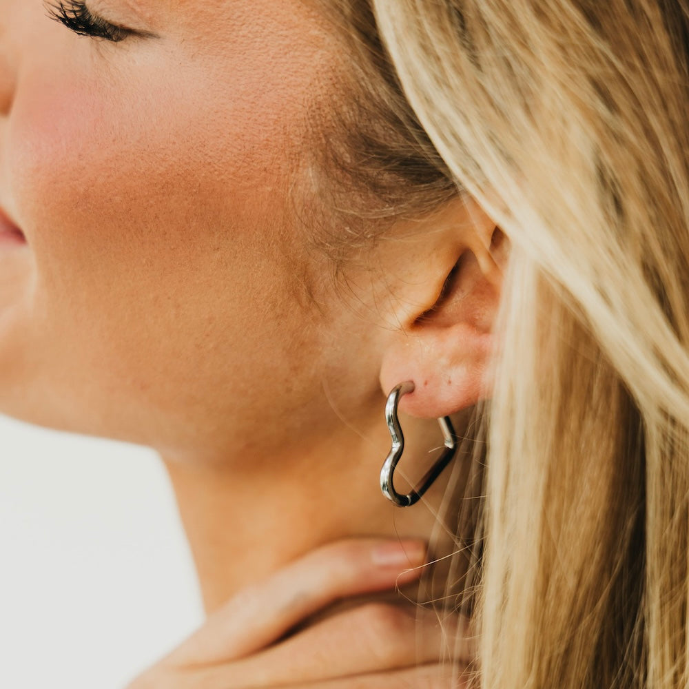 Love On My Mind Heart Hoop Earrings - WATERPROOF