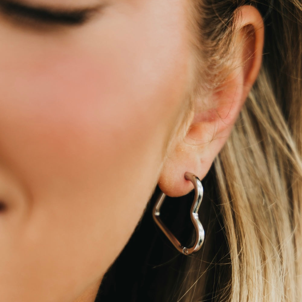 Love On My Mind Heart Hoop Earrings - WATERPROOF