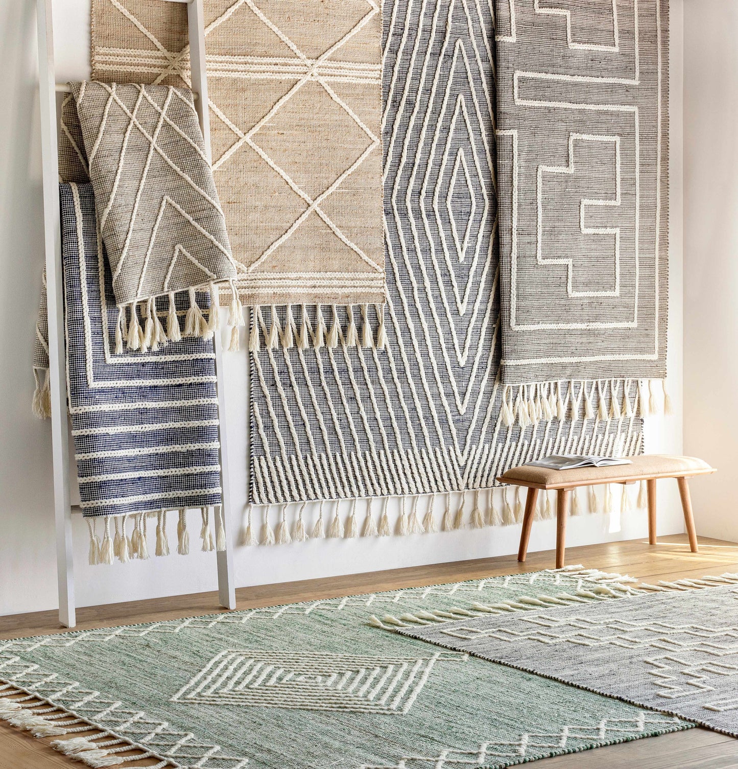 Azra Tasseled Jute&Wool Rug