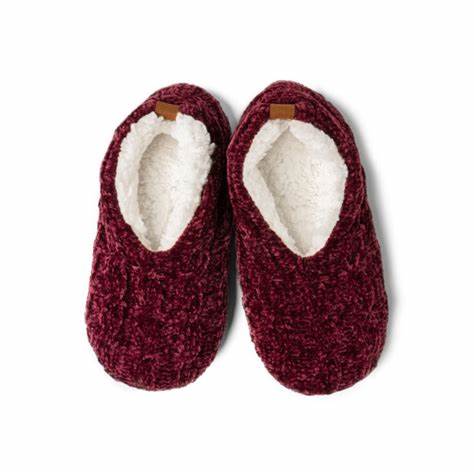 WINE COLOR Britt's Knits Beyond Soft Slippers