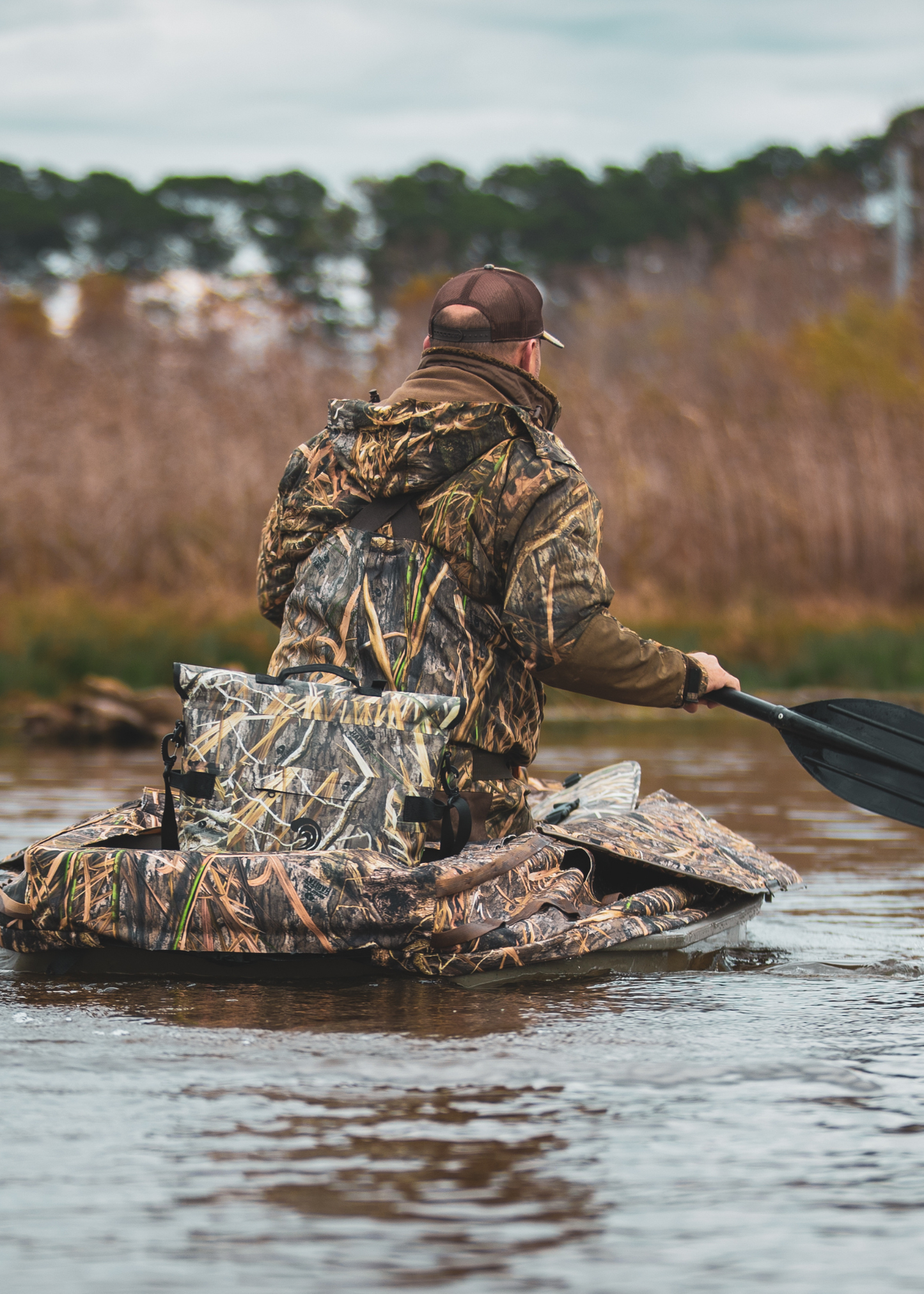 Mossy Oak - Auto-Sealing, Waterproof, Floating, Scent Proof Day-Pack Cooler by Dry Pocket Apparel