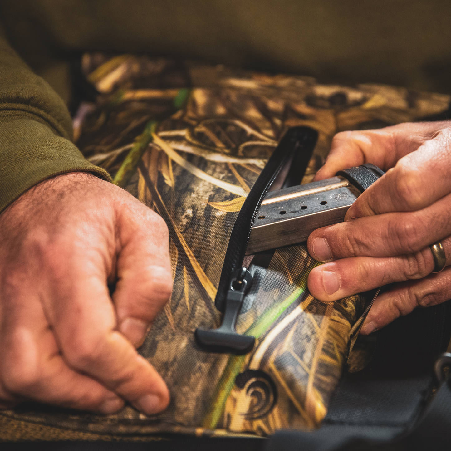 Mossy Oak - Auto-Sealing, Waterproof, Floating, Scent Proof Universal Pistol / Utility Dry Bag by Dry Pocket Apparel
