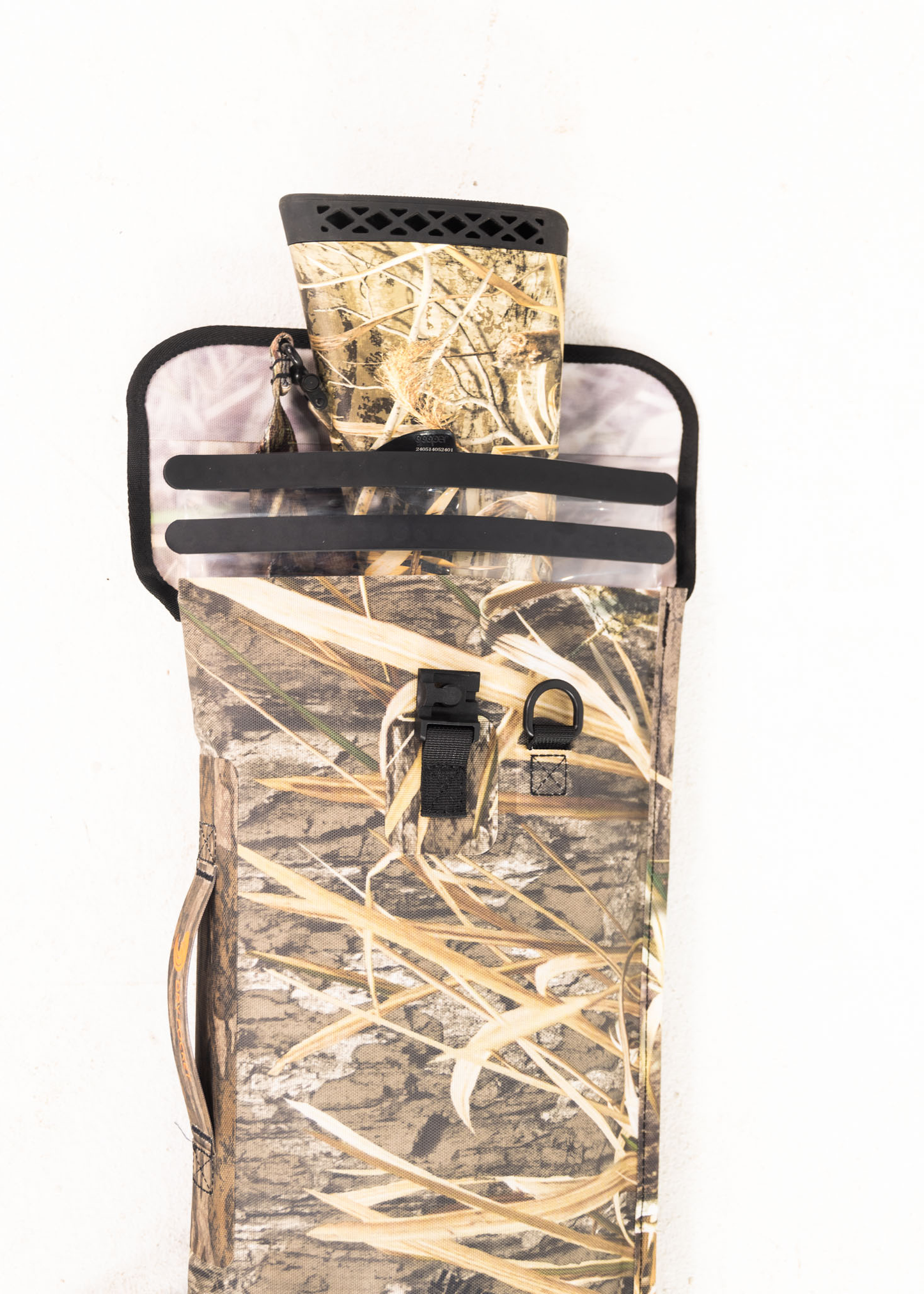 Mossy Oak - Auto-Sealing, Waterproof, Floating, Scent Proof Shotgun Bag by Dry Pocket Apparel