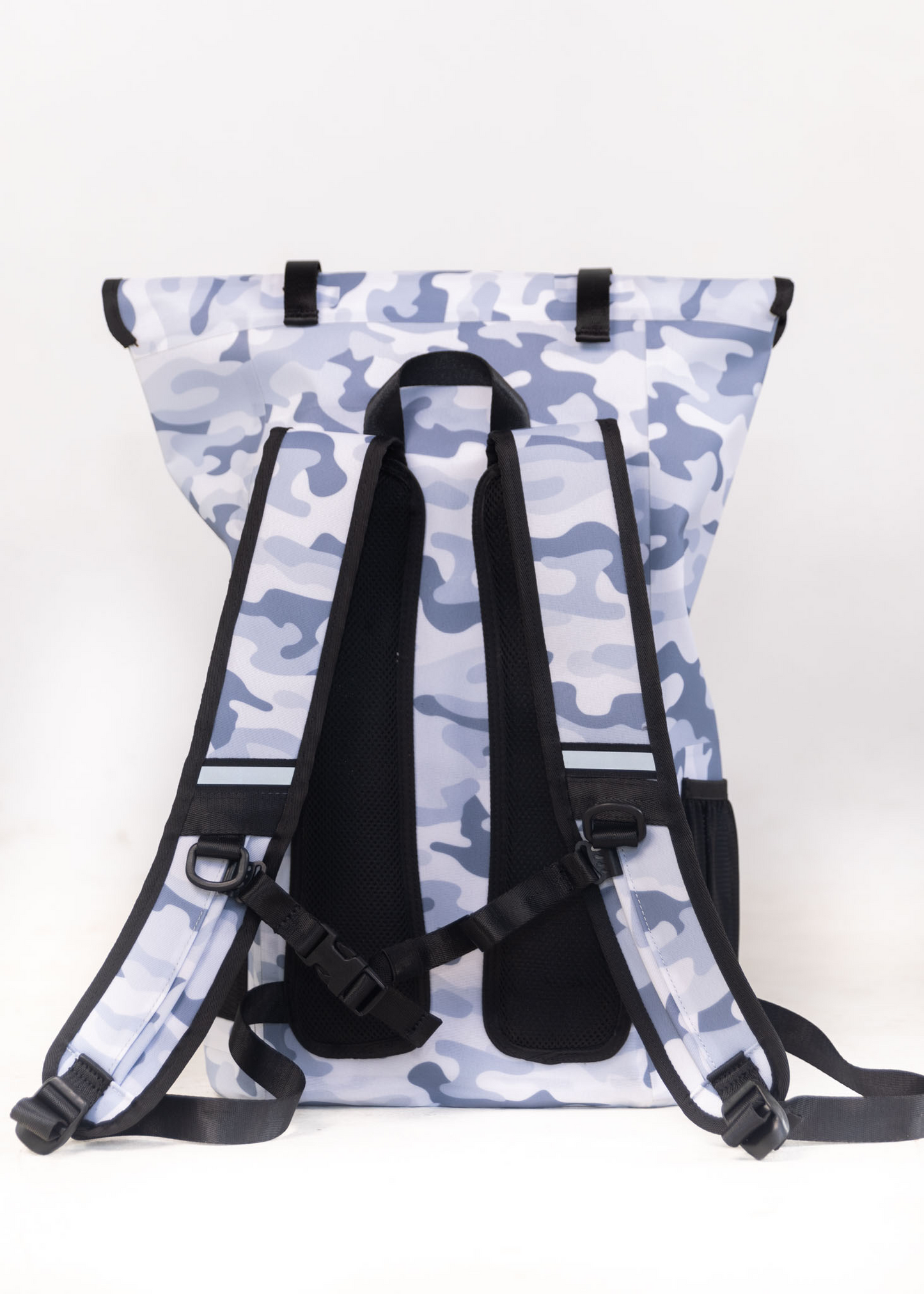 25-Liter, Auto-Sealing, Waterproof, Floating, Scent Proof Dry Bag by Dry Pocket Apparel