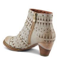 Niobe Beige by L`ARTISTE