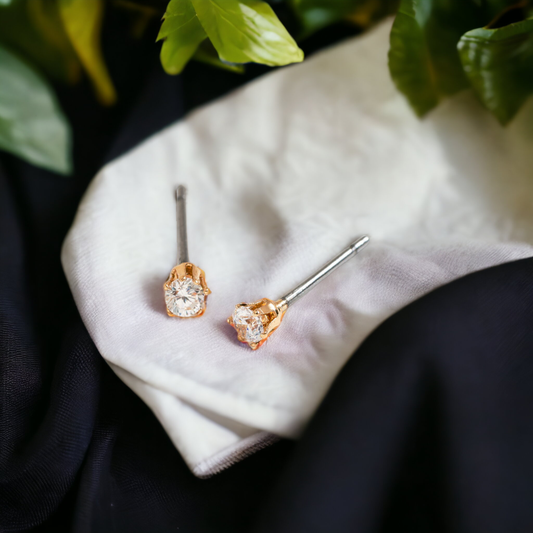 2mm Cubic Zirconia Ear Sense Stud Earrings