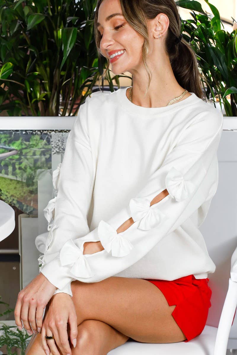 Bow Embellished Long-Sleeve Crew Neck Knit Sweater