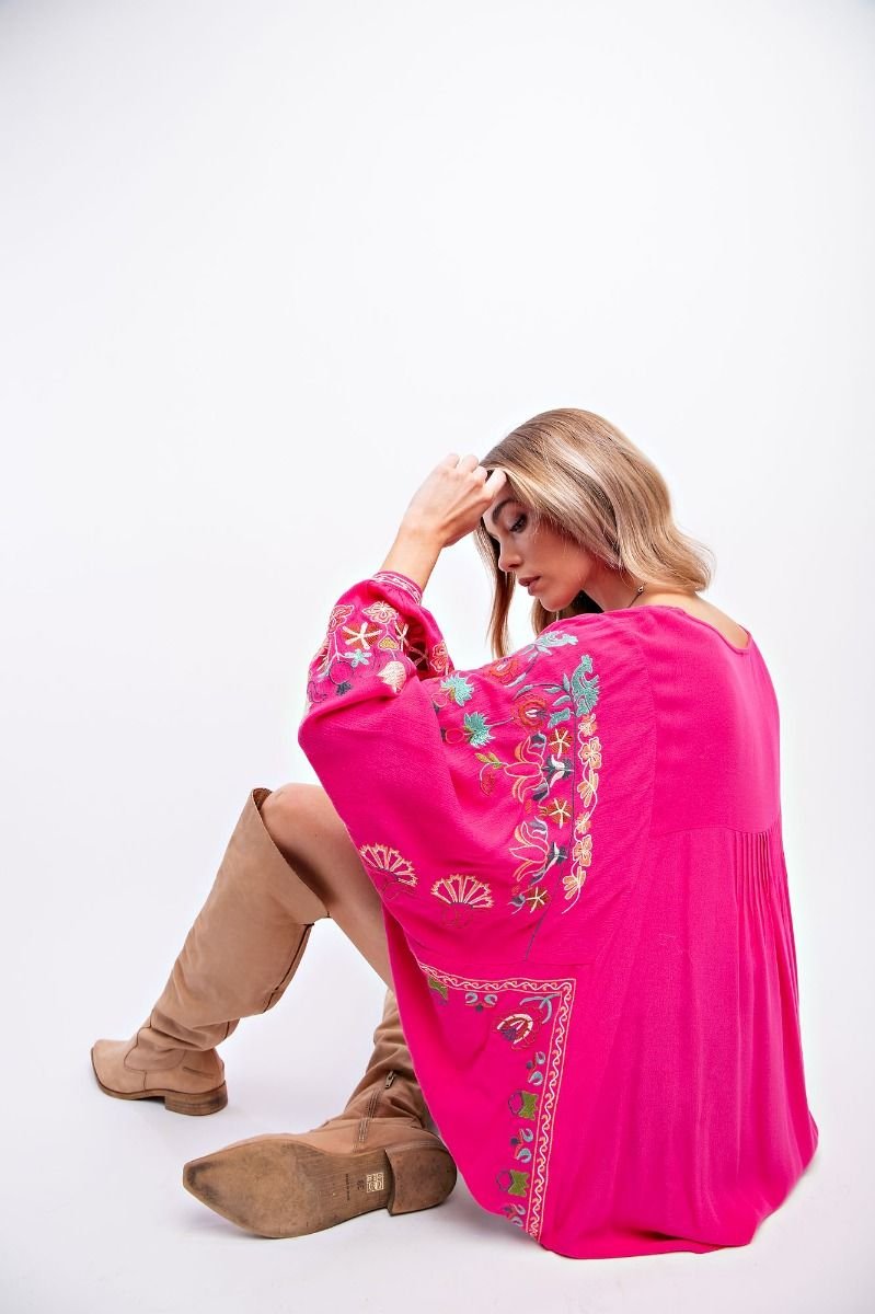 FUCHSIA POLY DOBBY EMBROIDERED TOP