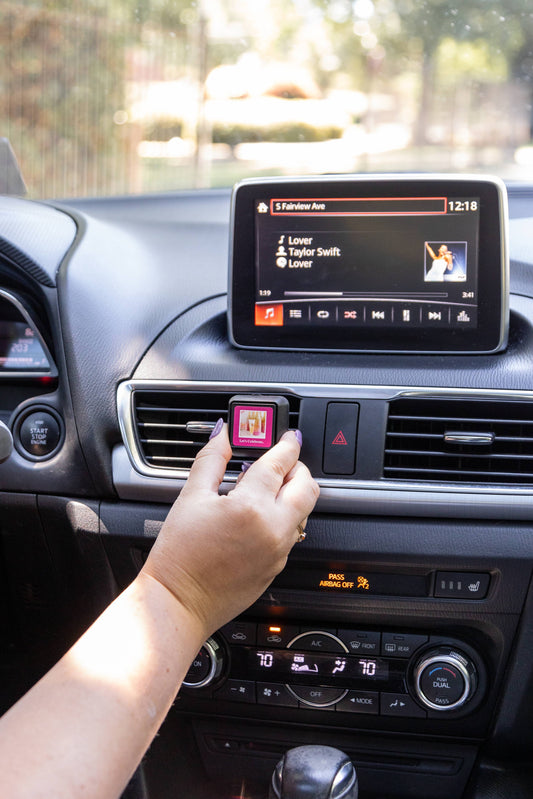 Let's Celebrate Auto Vent Clip