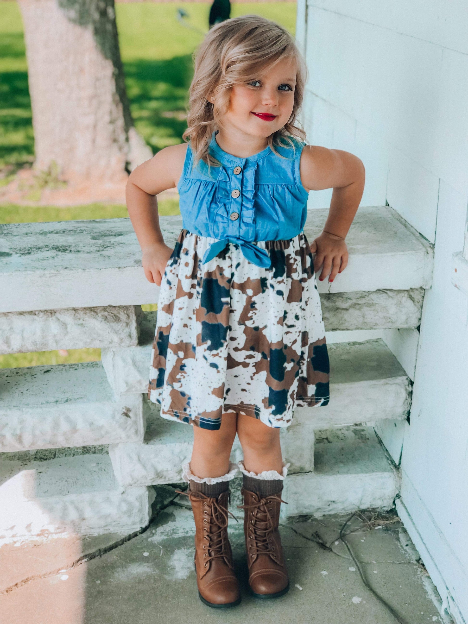 Brown cow dress - L 5T Brown cow dress - L 5T