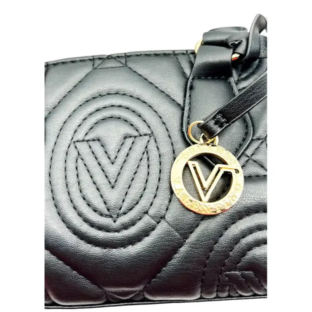 Night Out on the Town – Black