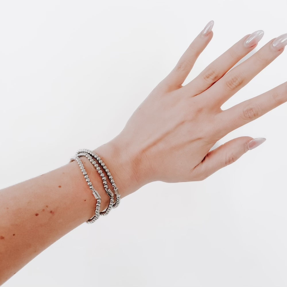 Metallic Glass Bead Stretch Bracelet