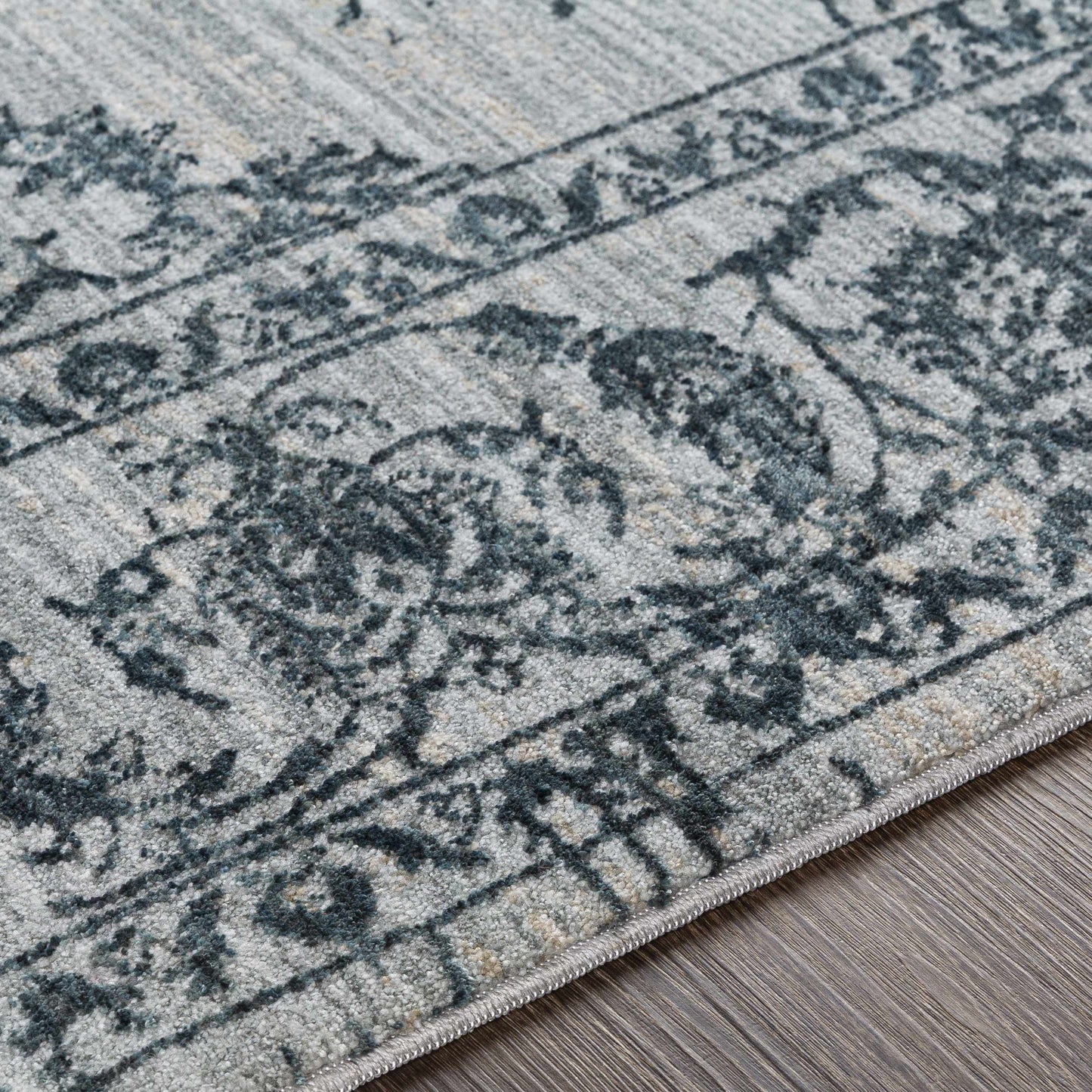 Wandina Traditional Luxe Rug